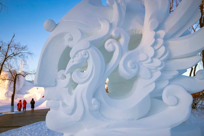 第二十八届全国雪雕比赛一等奖作品《鸿雁》（1月14日摄）。新华社记者张涛摄