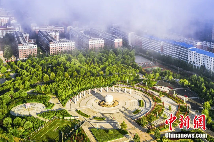 七台河市人民公园美景。刘景湖 摄