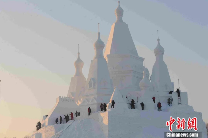 往届哈尔滨国际冰雪节。中新社发 曹宁 摄