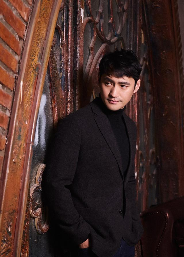 活在当下，是袁弘认为的理想状态。 新京报记者 郭延冰 摄