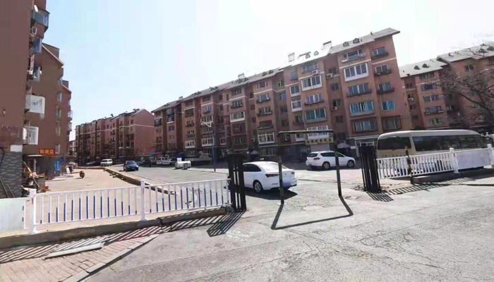 小孤山东里庭院现状图