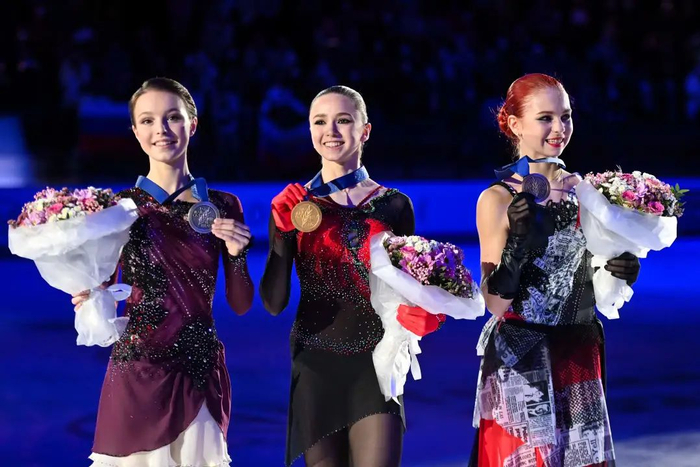 “俄罗斯三套娃”谢尔巴科娃、瓦利耶娃、特鲁索娃（从左至右）（图源/视觉中国）
