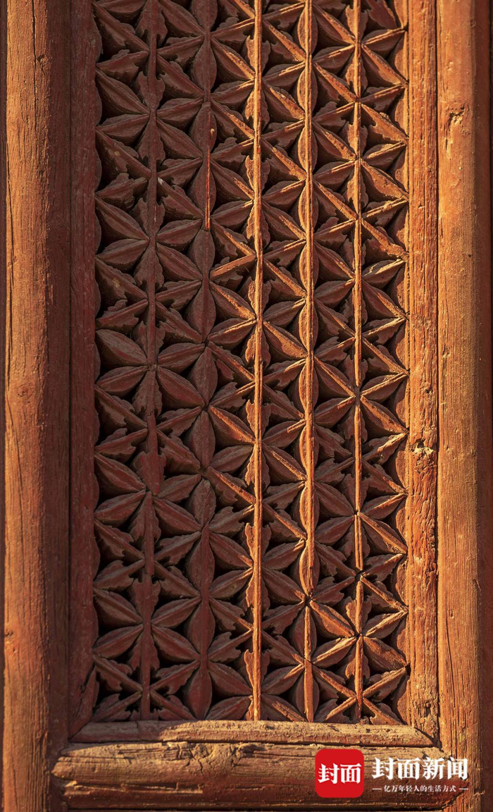 昭化寺大雄宝殿的明代窗棂
