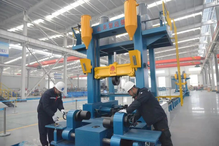 山东智能化工厂推动传统产业转型升级