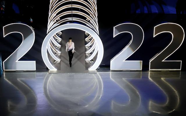 北京冬奥会举行花滑表演滑，日本选手羽生结弦出场。图/新华社