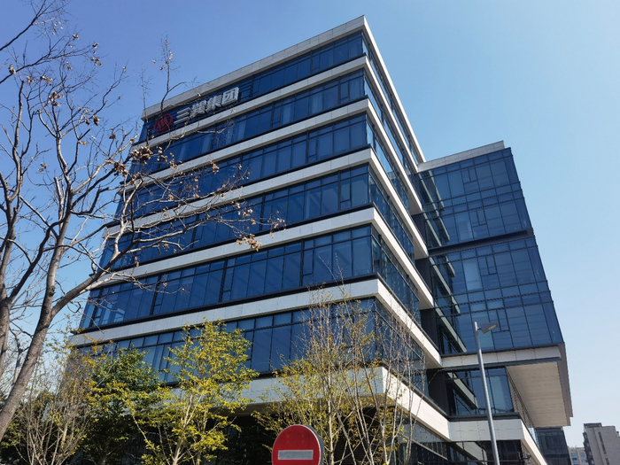 （三巽集团大虹桥总部 时代周报记者摄）