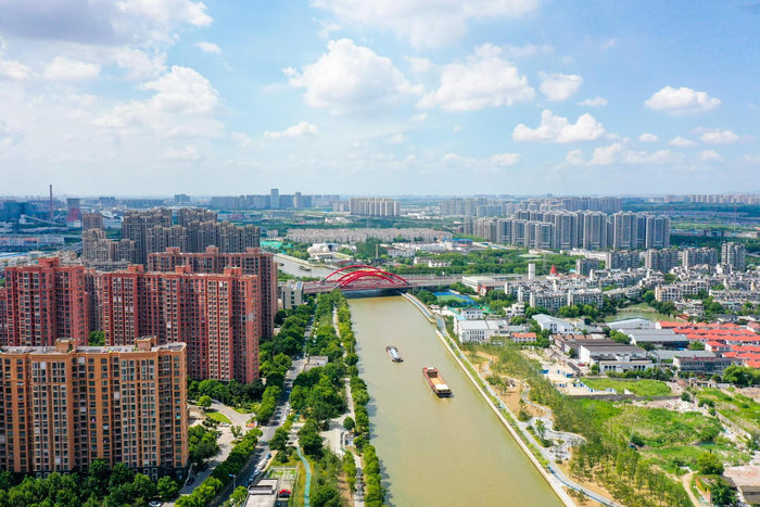 突如其来的疫情打乱了苏州原来正常的节奏，房地产市场也是如此。