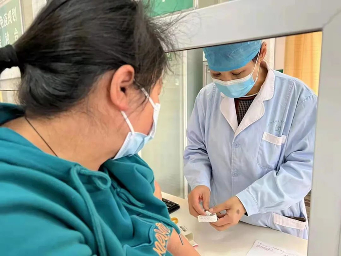 随着全国多地开始免费接种HPV疫苗