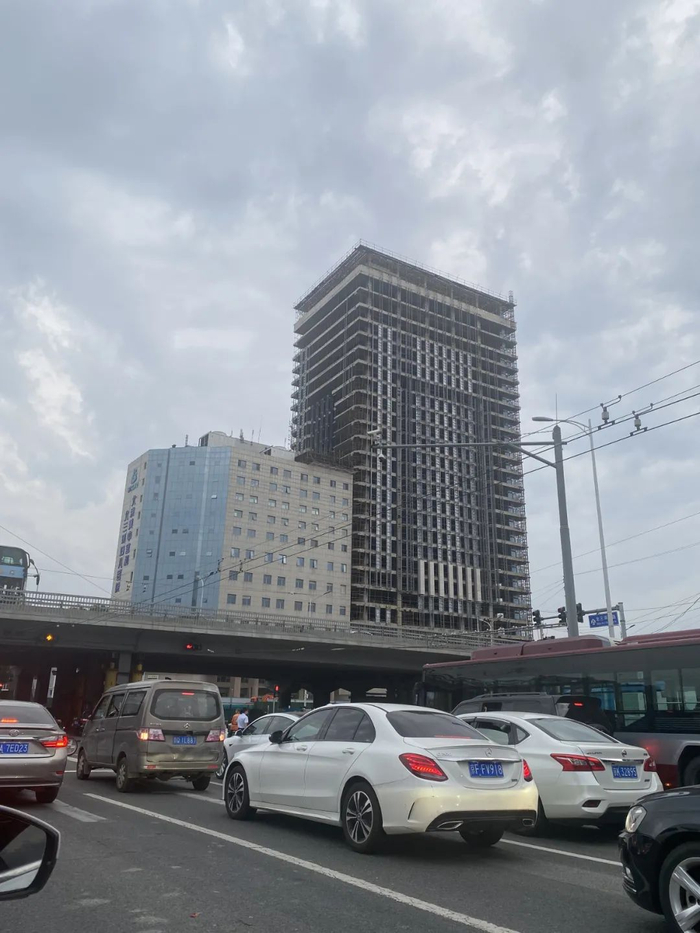 北京：北太平庄烂尾楼。来源：视觉中国