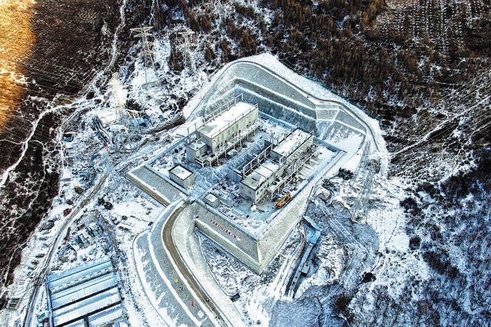 俯瞰崇礼220千伏古杨树变电站。孙孝庆 摄