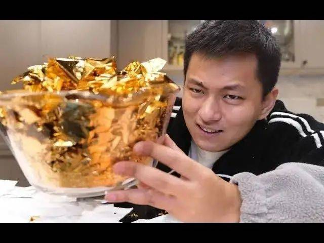 目前这条视频在B站已经被打上“视频内含有危险行为，请勿模仿”的警告。