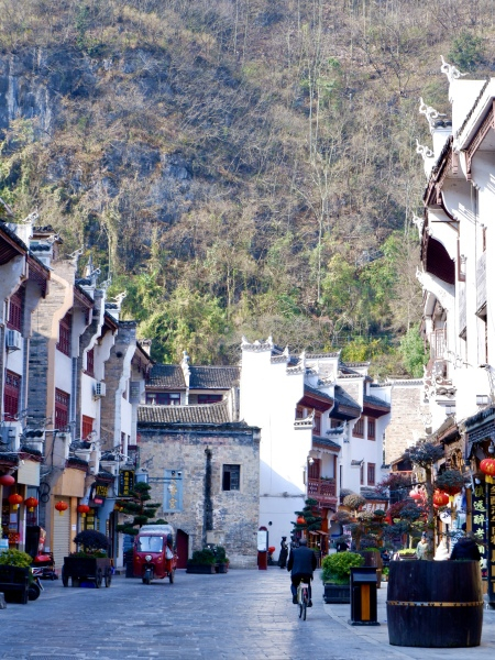 古城街道 摄影／王婉