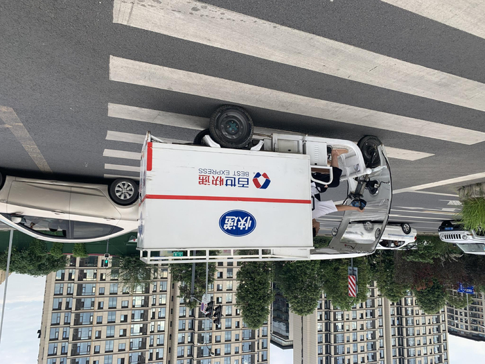 大部分规模不大的百世加盟商陷入进退两难的境地 图片来源：每经记者 刘雪梅 摄