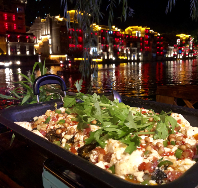 豆花烤鱼 摄影／王婉