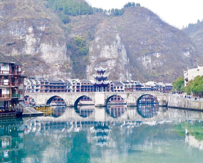 远眺祝圣桥 摄影／王婉