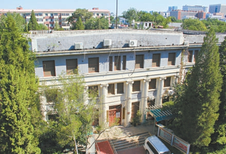 留存至今的华文学校主楼（2019年） 高一丁 摄