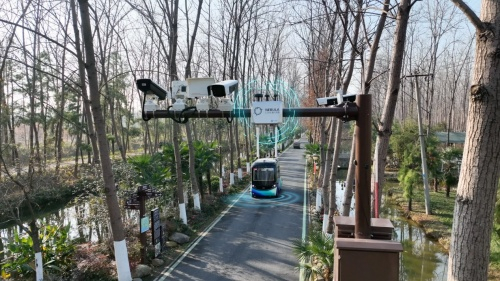 星云互联车路协同技术支持无人驾驶观光车在园区运营