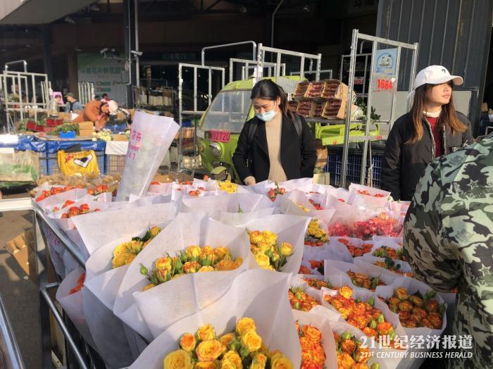 （斗南花市 舒晓婷/摄）