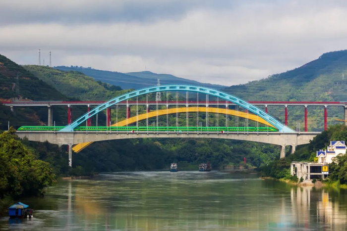 供图：中国铁路昆明局集团有限公司