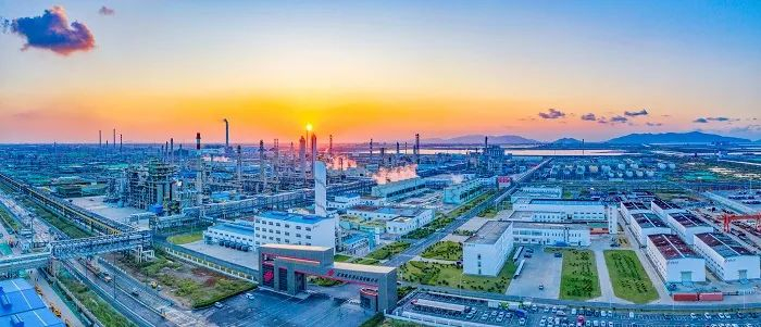 连云港徐圩新区国家石化基地内的盛虹新能源、新材料产业园区