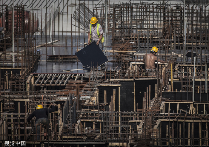 大龄农名工带来的体力和意识问题都与工地风险要素相关&nbsp;图源：视觉中国