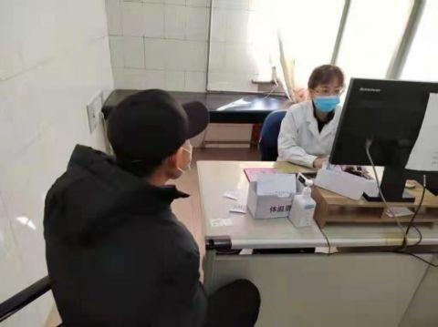 患者前来就诊（图片由受访单位提供）