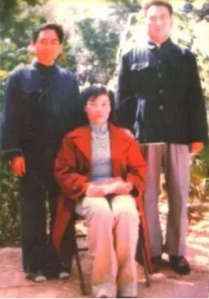 ▲晁正坤派头十足