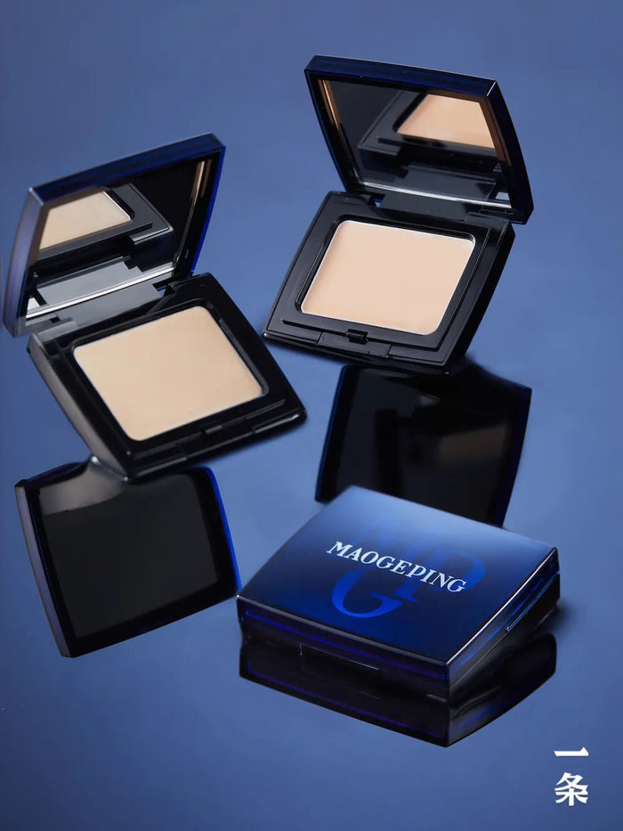 毛戈平 光感清透无痕粉膏（4.5g）