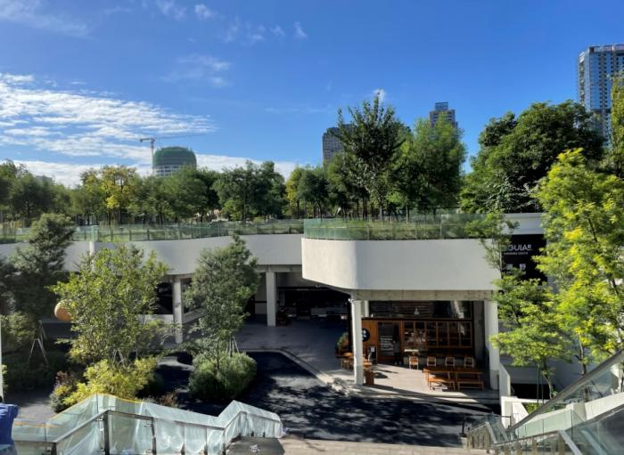 （Regular源野外观图。图片来源：成都零售商协会）