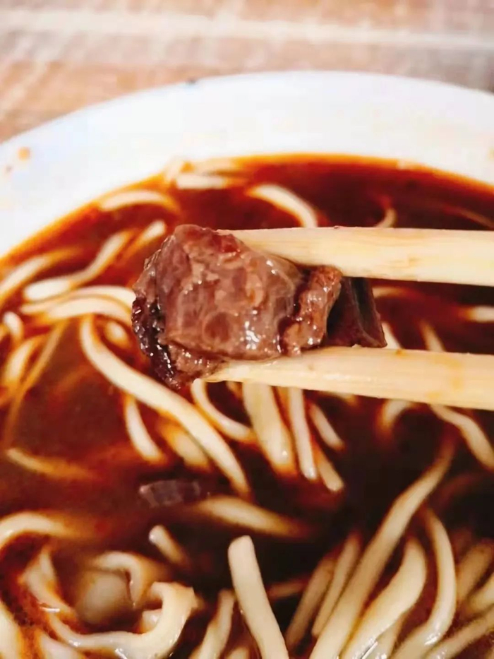 ▲南沿村拉面的特色酱卤