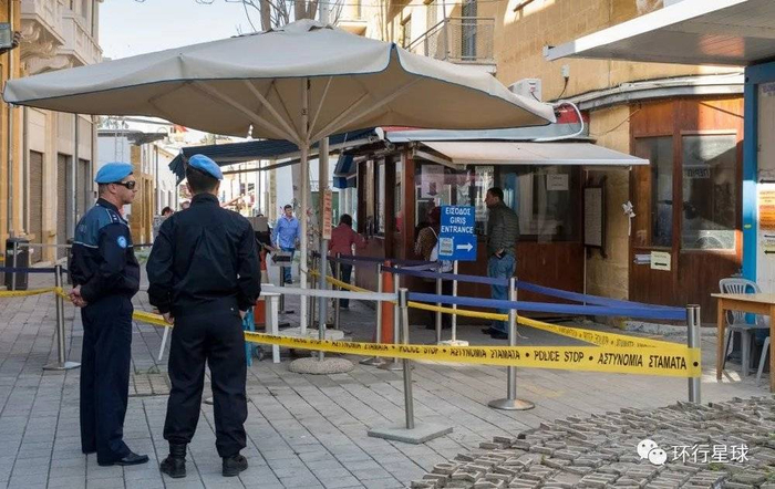 尼科西亚行人检查站“绿线”，图：shutterstock