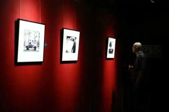 智珠寺里陈列的艺术展品 © Temple东景缘