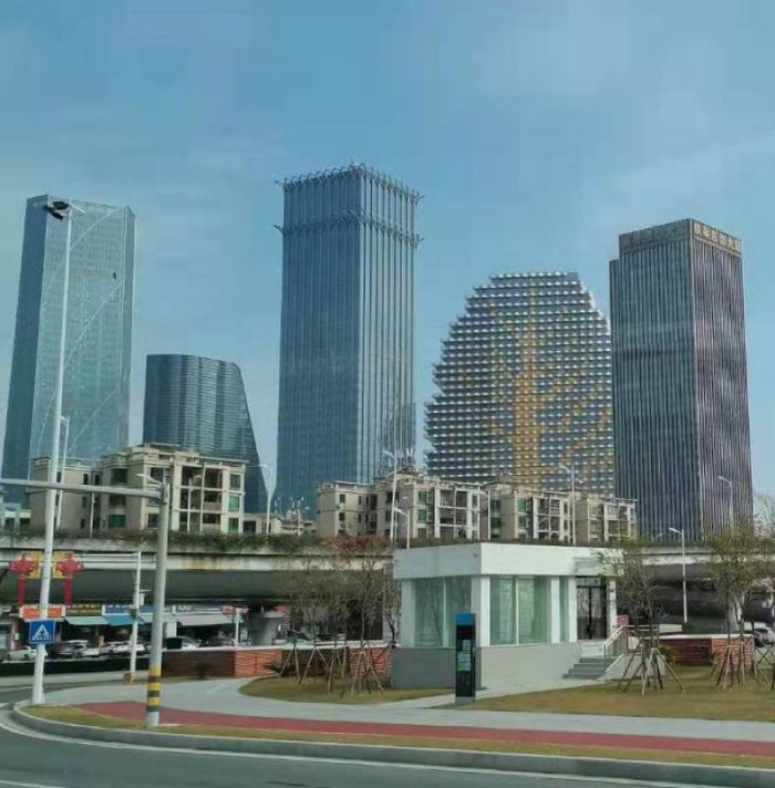 珠海横琴写字楼。&nbsp; &nbsp;张慧敏 摄