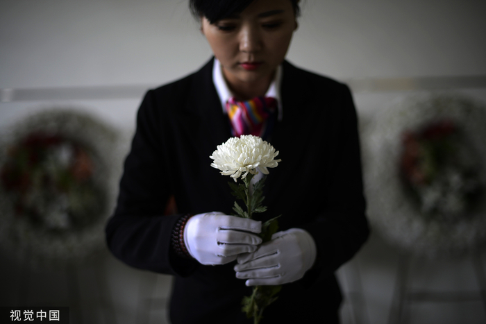 殡葬礼仪师 &nbsp;图源：视觉中国