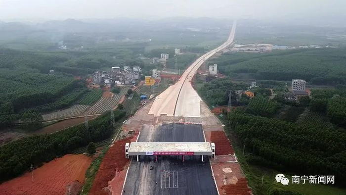 　　新扶公路第二设计段（那马至吴圩）主体工程已经完工。记者程勇可摄
