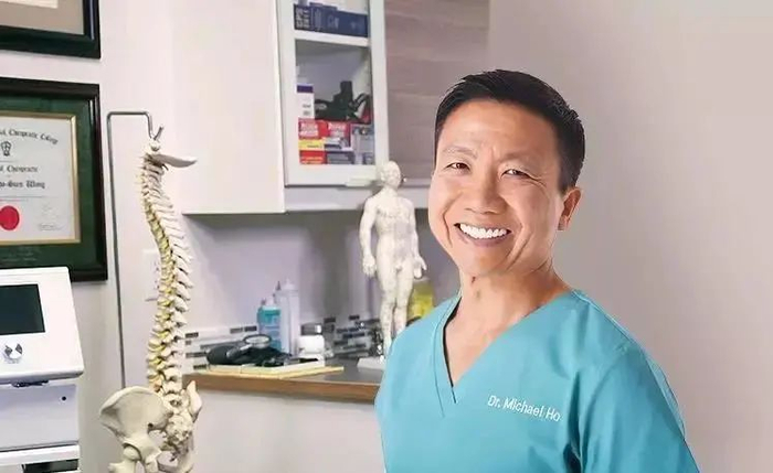 ▲何浩明：加拿大知名脊骨神经学博士