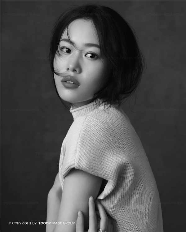 　　绝对人气2022【她光芒】嘉宾:王静