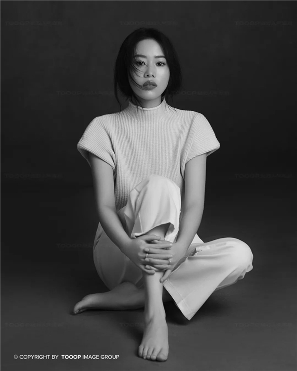 　　绝对人气2022【她光芒】嘉宾:王静