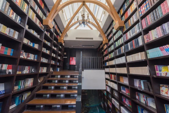 ▲来源：摄图网 | 钟书阁书店