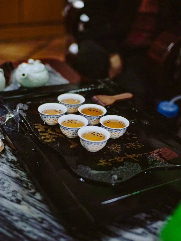 凤凰茶文化不容错过。/unsplash