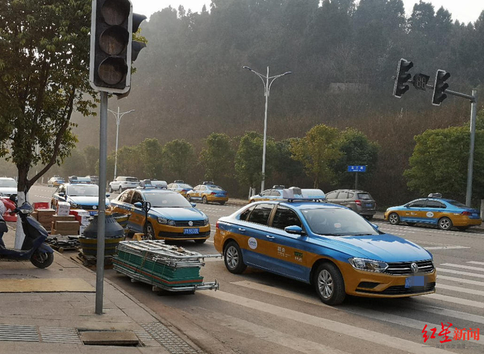▲资阳出租车。