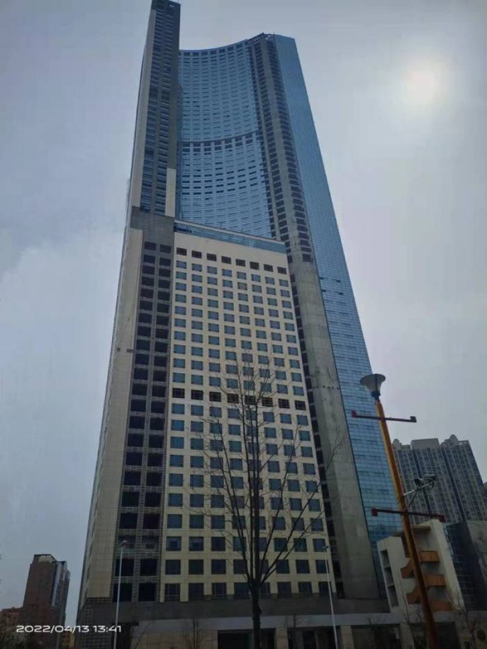 外立面尚未完工。 受访者供图
