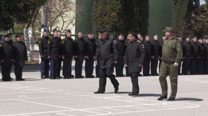 俄国防部首次公布船员视频 图源：视频截图