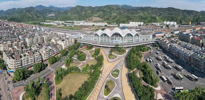 目前还在修改效果图阶段