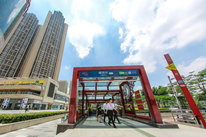 国内第一条城际地铁贯穿南海和广州多区，广佛线，承载了不少广佛候鸟的梦想。图/方智恒