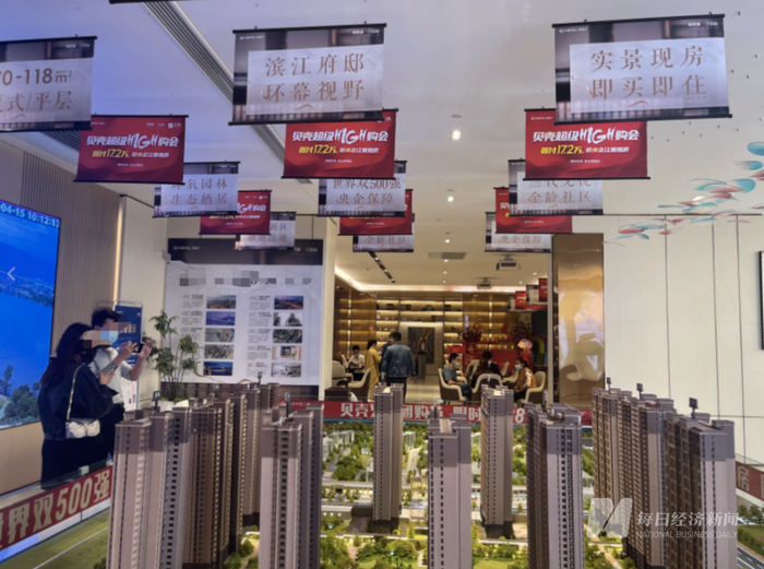 中铁某热销项目 每经记者 甄素静 摄