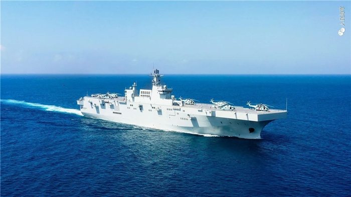 资料图：我国国产首艘075型两栖攻击舰海南舰 来源：人民海军