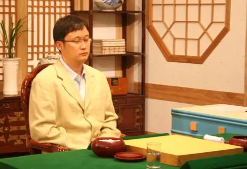 刘昌赫下围棋前会静坐休息一会