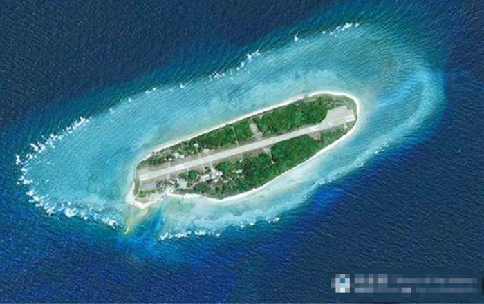 卫星图像证实太平岛正“填海造陆”。（图片源自台媒）