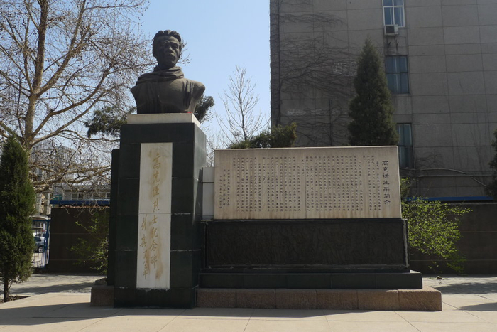 高克谦烈士纪念碑。